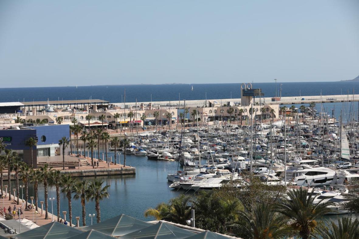 Cozy Apartment City Hall Alicante Exterior photo